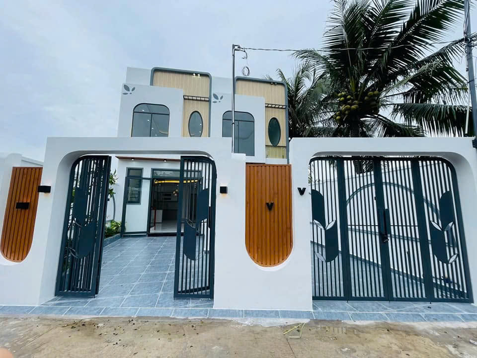 🏡 Chính chủ bán gấp nhà lầu gần cây xăng 75 – cách Go Tân Tiệp 10 phút