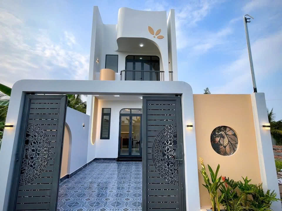 CHỦ BÁN NHÀ LẦU GẦN KHU DU LỊCH BỬU LONG - CÁCH CẦU HÓA AN 7P DI CHUYỂN